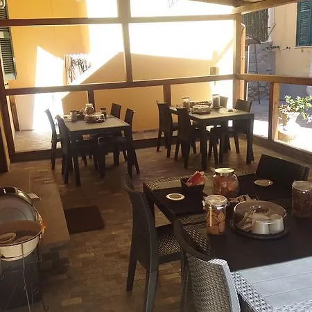 Guest house A Due Passi Dal Porto