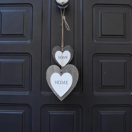A Due Passi Dal Porto Guest house