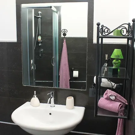 Guest house A Due Passi Dal Porto Civitavecchia