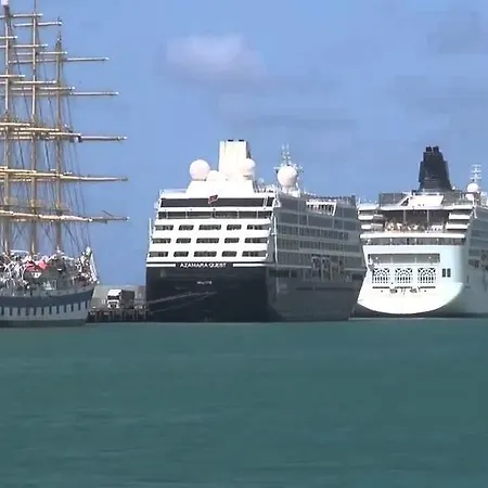 A Due Passi Dal Porto 3* Civitavecchia